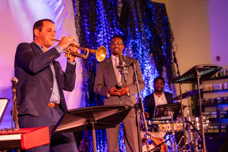 TOM_3993-Enhanced-NR